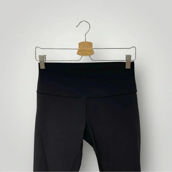 Lululemon Fly Legging Length 7/8 Sz 8 Black - Picture 2 of 9